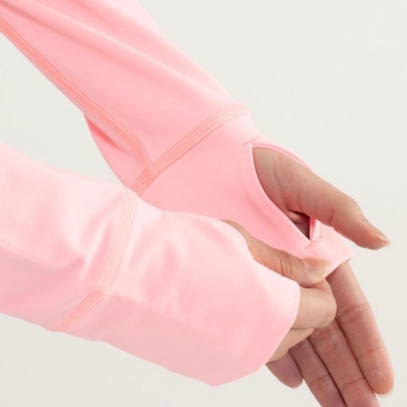 Lululemon Beach Runner Jacket Dune Bleached Coral White Workout Size 12 - Picture 4 of 12